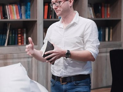 Літературна програма