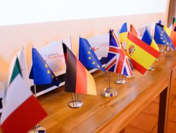  Like.U - фото 12