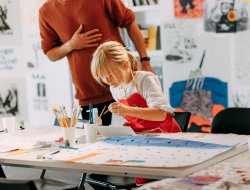 Майстерклас для дітей з керівником харківської художньої студії AzaNiziMaza Миколою Коломійцем - фото 3