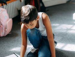 Майстерклас для дітей з керівником харківської художньої студії AzaNiziMaza Миколою Коломійцем - фото 17