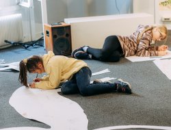 Майстерклас для дітей з керівником харківської художньої студії AzaNiziMaza Миколою Коломійцем - фото 14