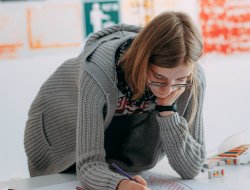 Майстерклас для дітей з керівником харківської художньої студії AzaNiziMaza Миколою Коломійцем - фото 15