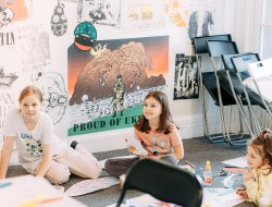 Майстерклас для дітей з керівником харківської художньої студії AzaNiziMaza Миколою Коломійцем - фото 5