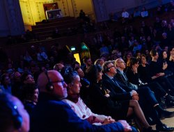 Лекції, дискусії, зустрічі - фото 1