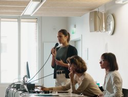 Лекції, дискусії, зустрічі - фото 53